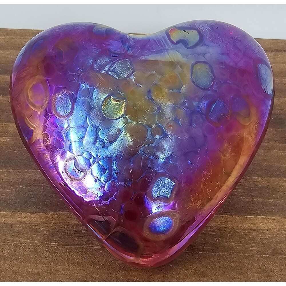 Roger Vines 1997 Iridescent Pink Heart Shaped St Helens Ashes Paperweight Signed